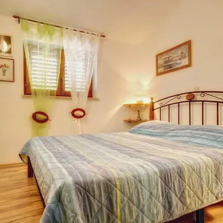 Karsiole Apartmán Štinjan